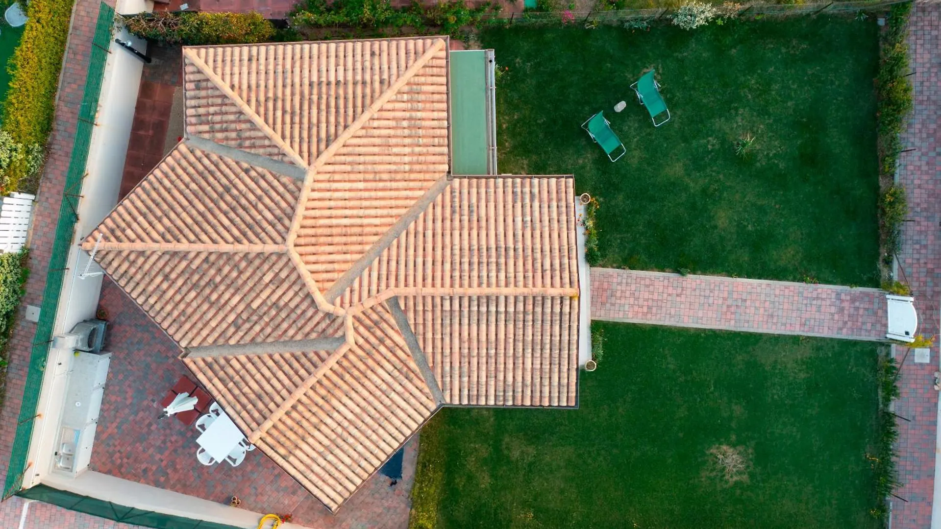 Villetta Li Junchi - Due Passi Dal Mare - Spazioso Giardino Badesi Italien