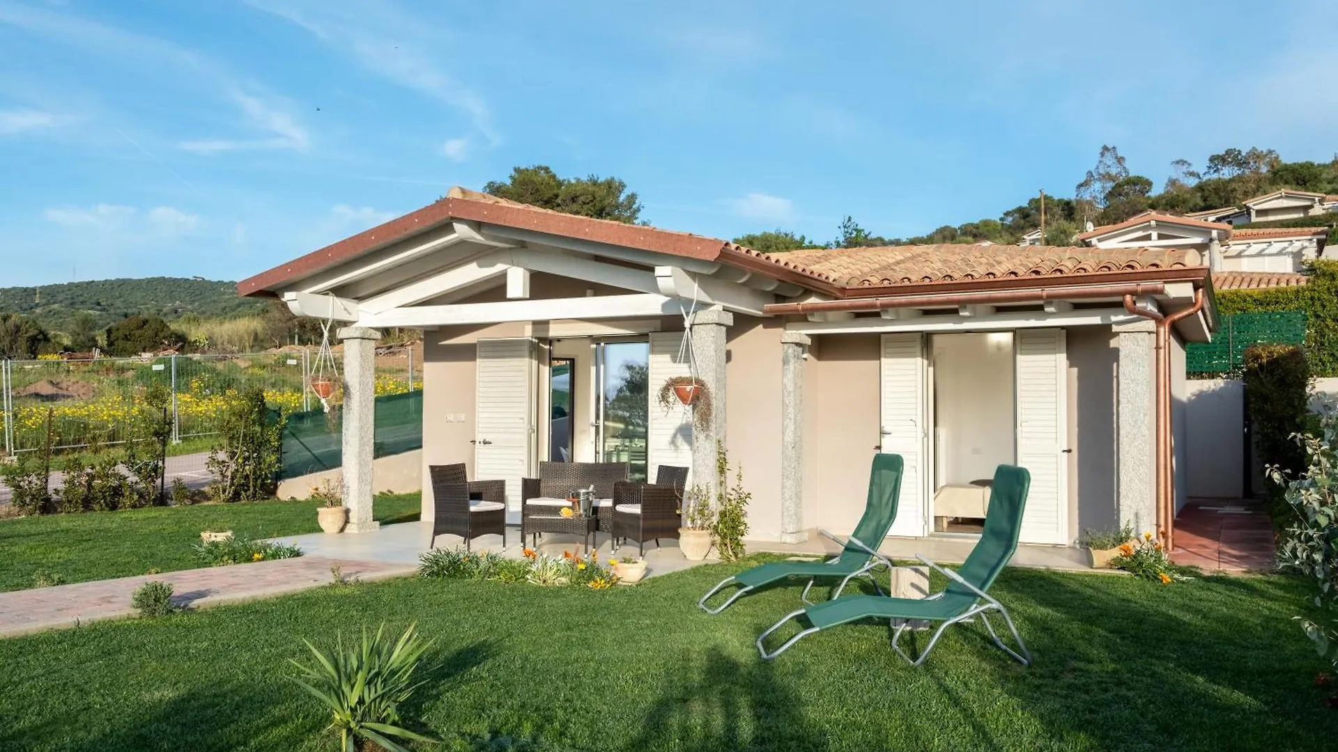 Villetta Li Junchi - Due Passi Dal Mare - Spazioso Giardino Badesi Feriehus